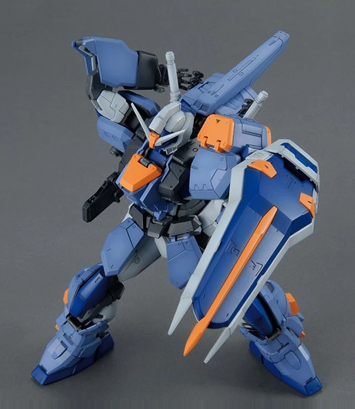Bandai Gundam 1/100 MG Seed GAT-X102 Duel Gundam Assault Shroud Model Kit - Image 5