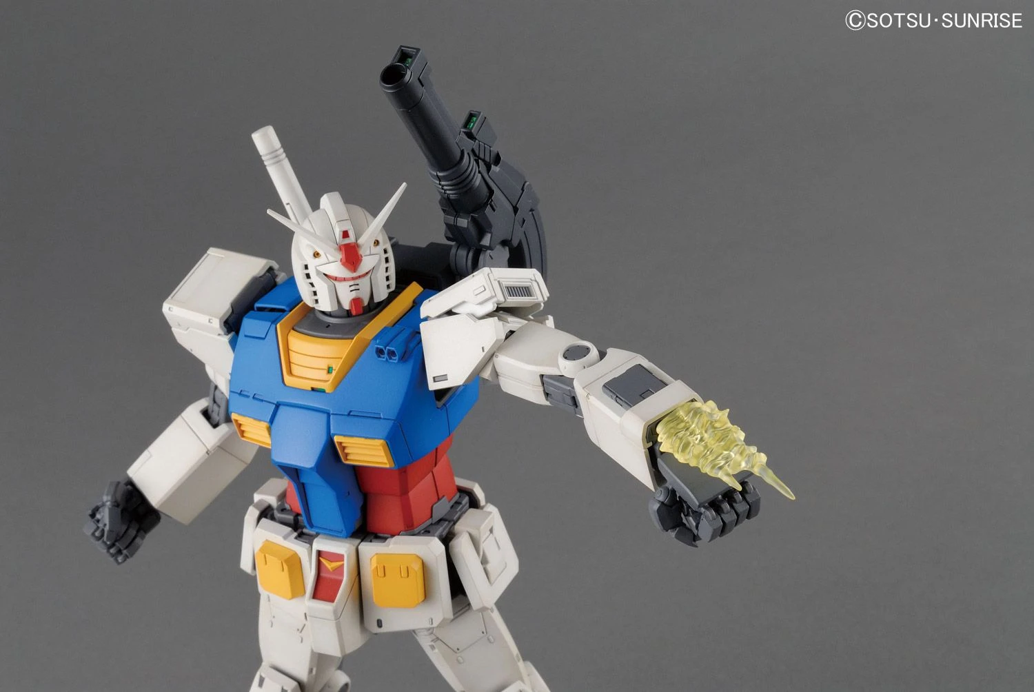 Bandai Gundam 1/100 MG The Origin RX-78-2 Gundam Origin Ver. Model Kit - Image 7