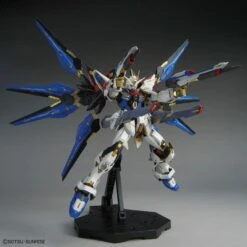 Bandai Gundam 1/100 MGEX Seed Destiny ZGMF-X20A Strike Freedom Gundam Model Kit