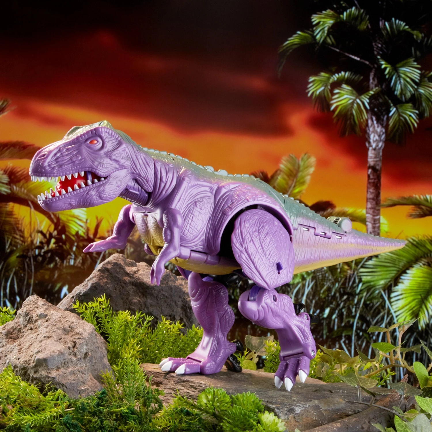 Hasbro Transformers Vintage Beast Wars Predacon Megatron Action Figure - Image 3