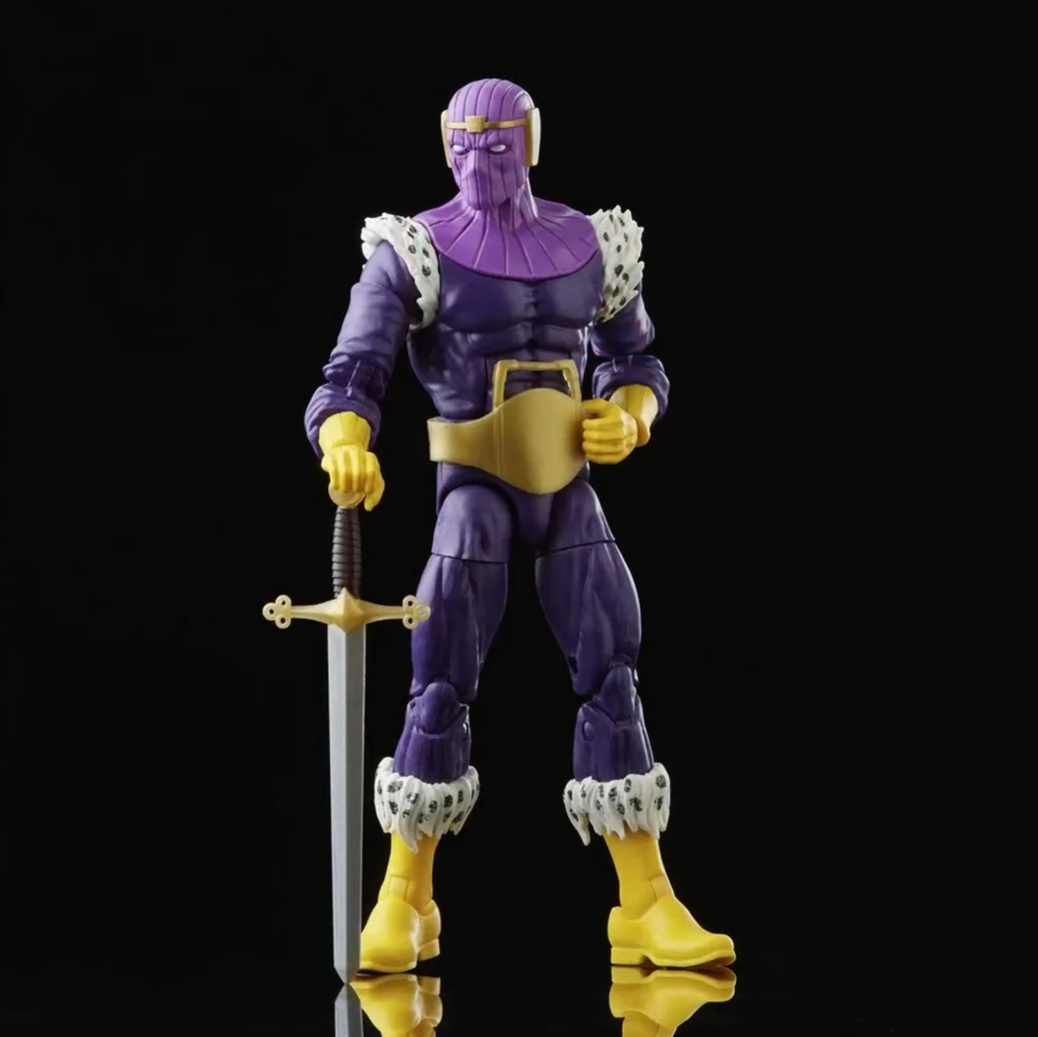 Hasbro Marvel Legends Baron Zemo 2022 Walgreen Exclusive Action Figure - Image 5